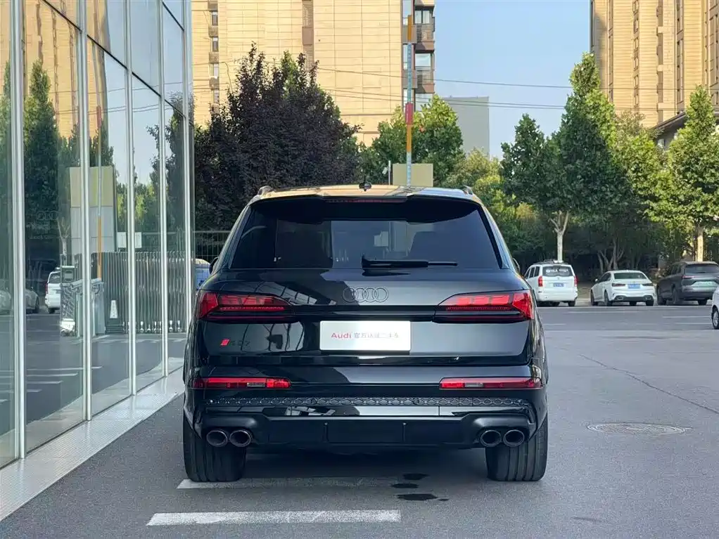 Audi SQ7 2026