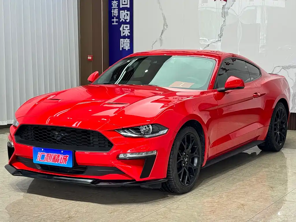 Ford Mustang 2020 — фото 1