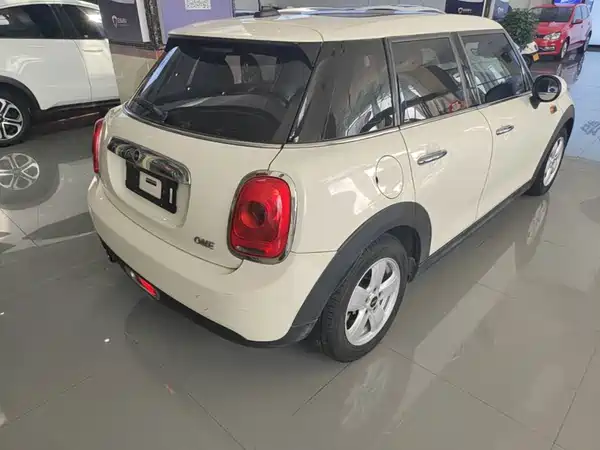 MINI 2017