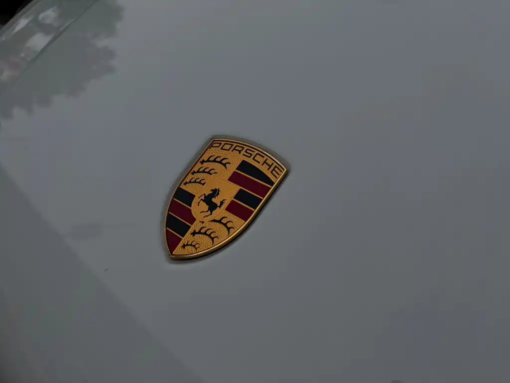 Porsche Macan 2023 — фото 17