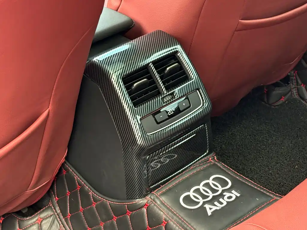 Audi A4L 2021 — фото 16