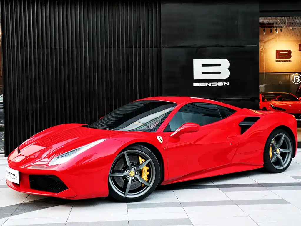 Ferrari 488 2017 — фото 1