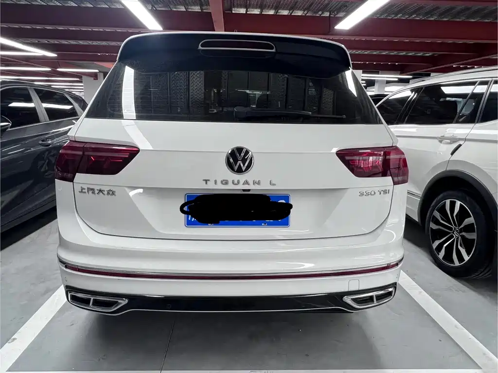 Volkswagen Tiguan L 2023 — фото 13