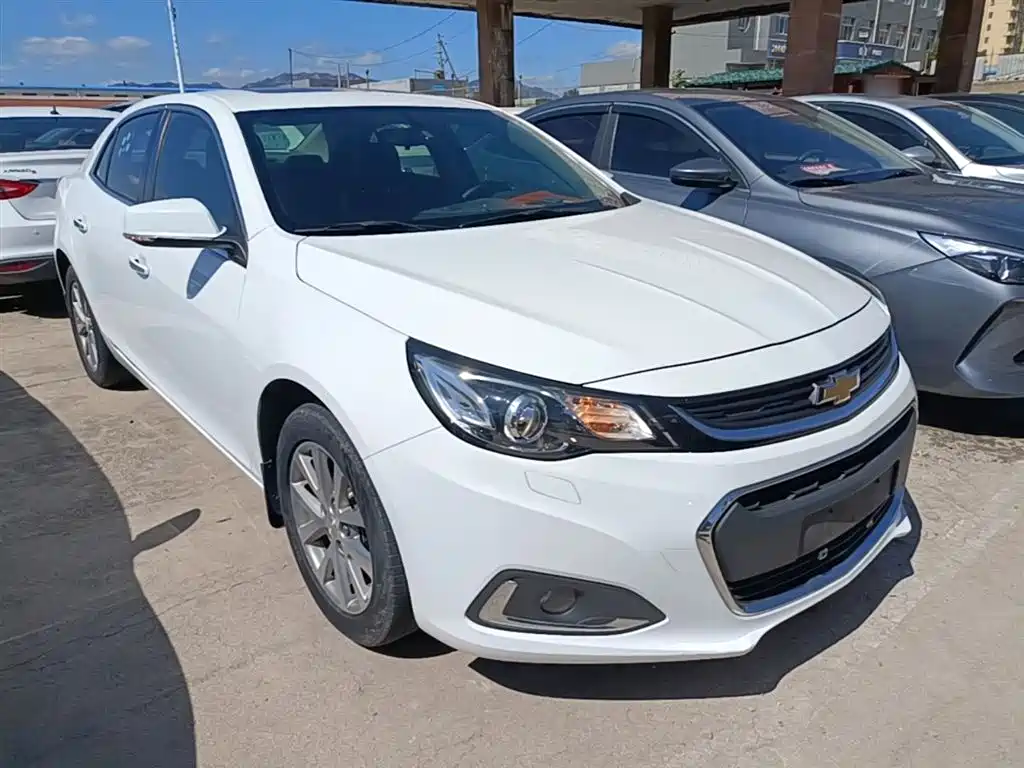 Chevrolet Malibu 2018 — фото 4