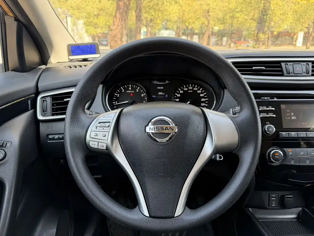 Nissan Qashqai 2017 — фото 13