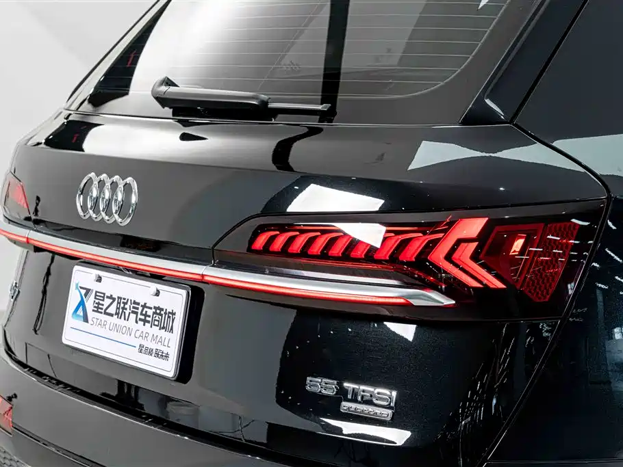 Audi Q7 2023 — фото 8