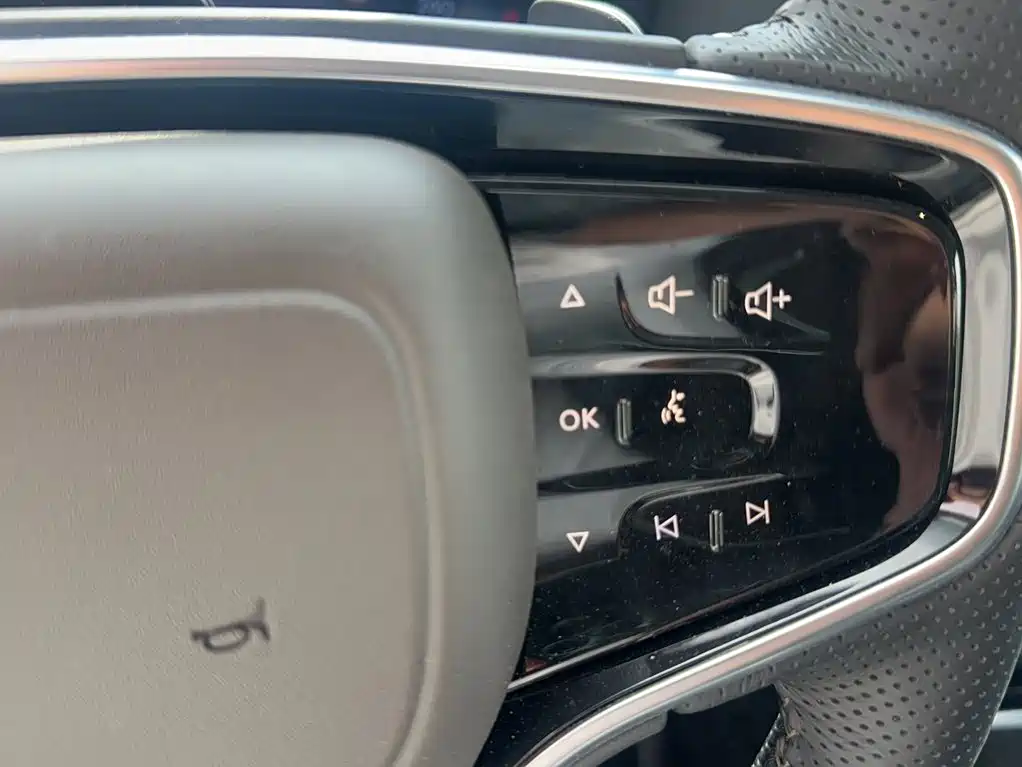 Lincoln Aviator 2025 — фото 14