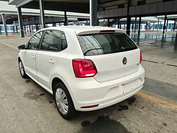 Volkswagen Polo 2016