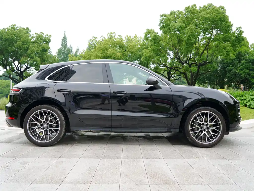 Porsche Macan 2020 — фото 19