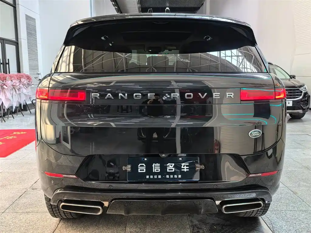 Land Rover Sport 2023 — фото 4