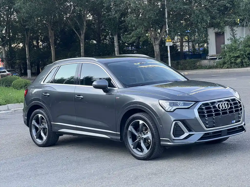 Audi Q3 2022