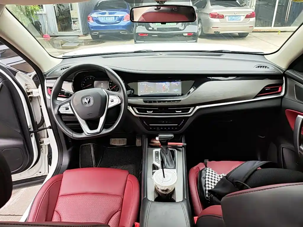Changan CS35PLUS 2019 — фото 10