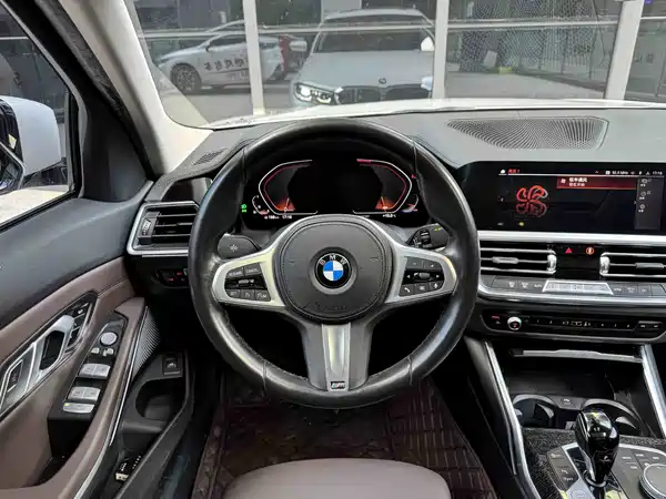 BMW 3 Series 2021