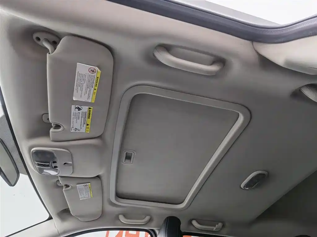 Jeep Compass 2012 — фото 14
