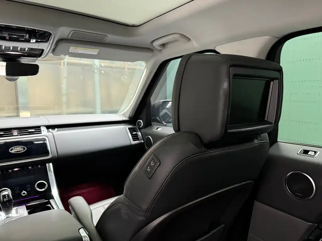 Land Rover Sport 2021 — фото 10