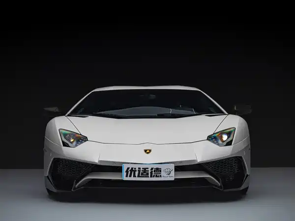 Lamborghini Aventador 2013