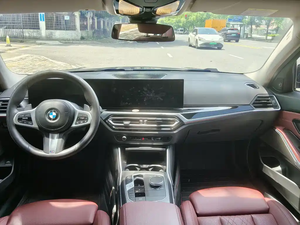 BMW 3 Series 2023