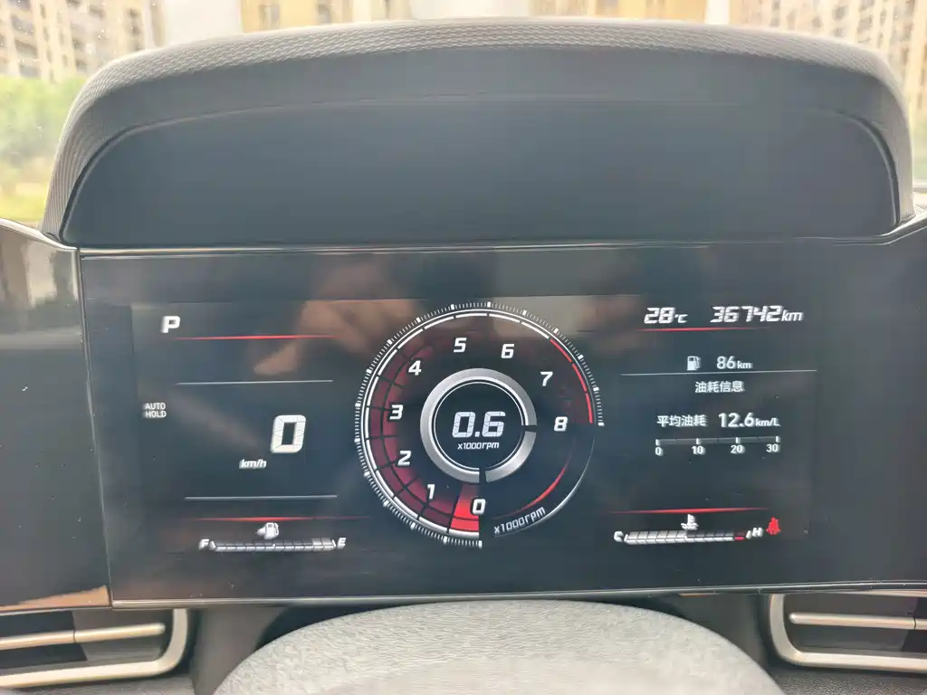 Hyundai Elantra 2022 — фото 16