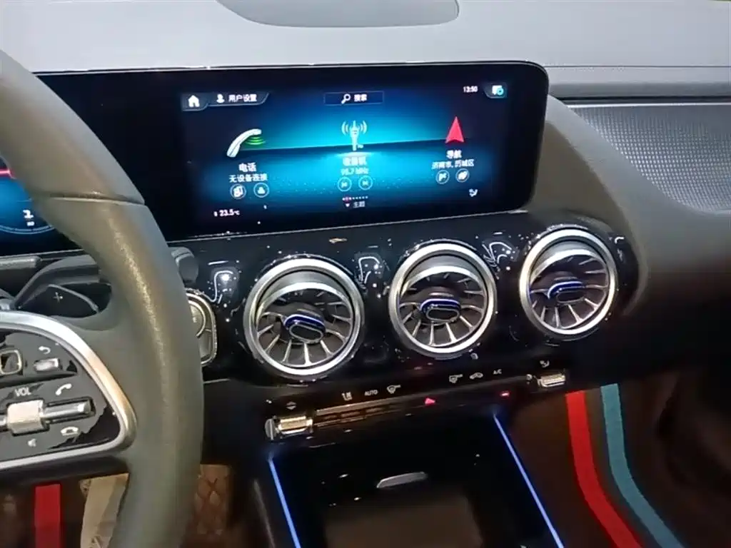 Mercedes-Benz GLA 2021 — фото 13