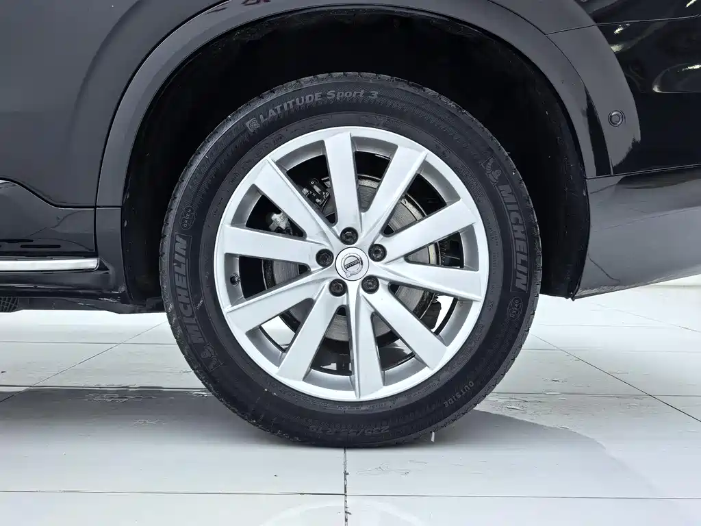 Volvo XC90 2016 — фото 26
