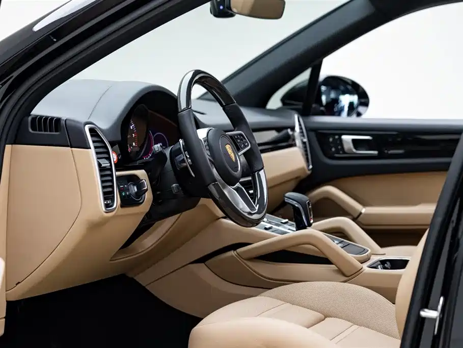 Porsche Cayenne 2022 — фото 10