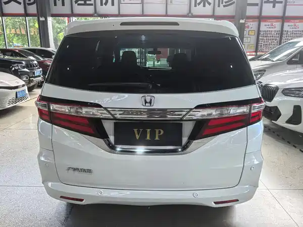 Honda Odyssey 2016