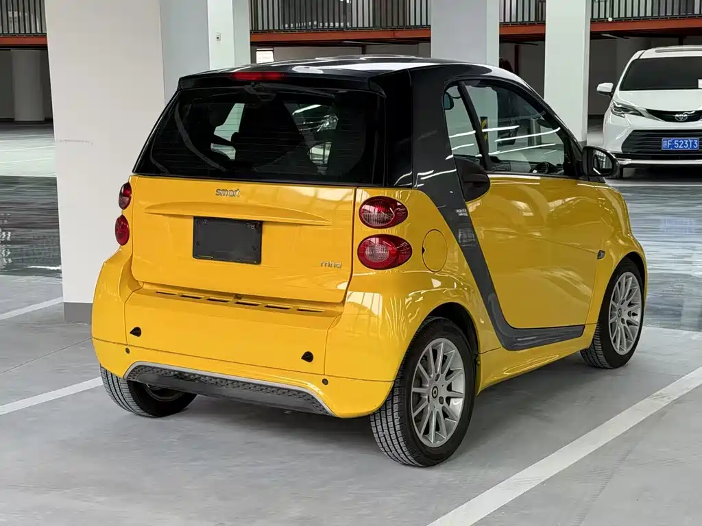 smart Fortwo 2015 — фото 9