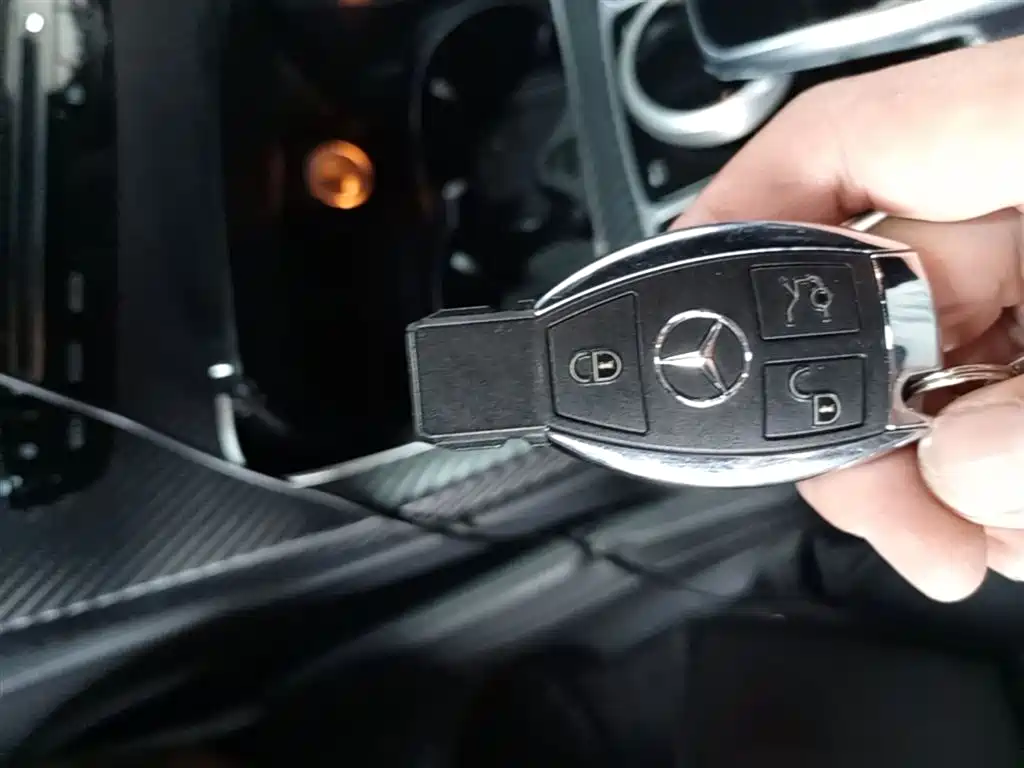 Mercedes-Benz C-Class 2017 — фото 17