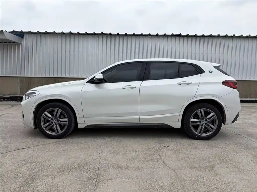 BMW X2 2021 — фото 3