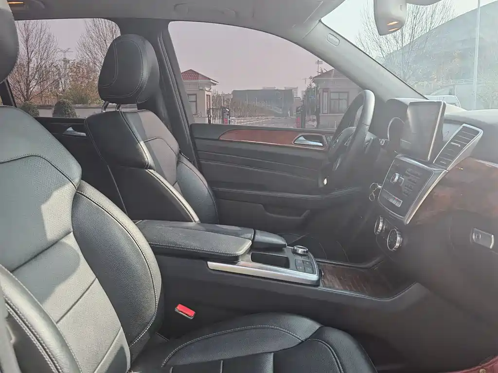 Mercedes-Benz M-Class 2014 — фото 10