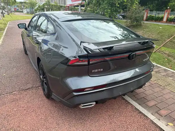 Changan UNI-V 2024