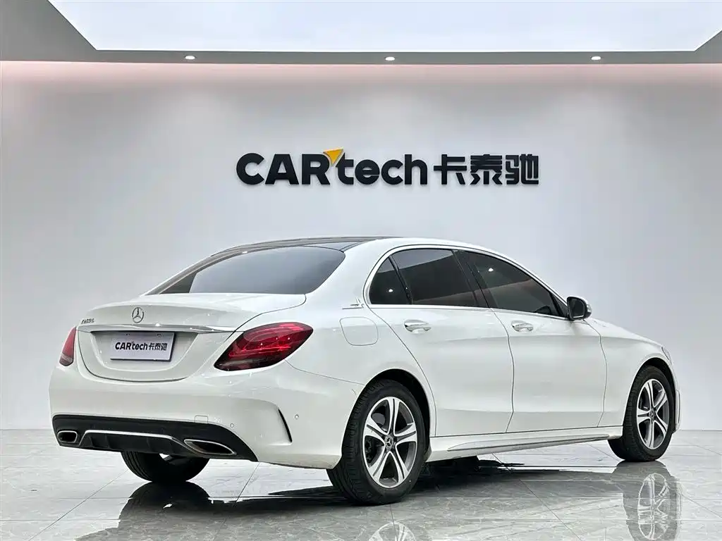 Mercedes-Benz C-Class 2019 — фото 5