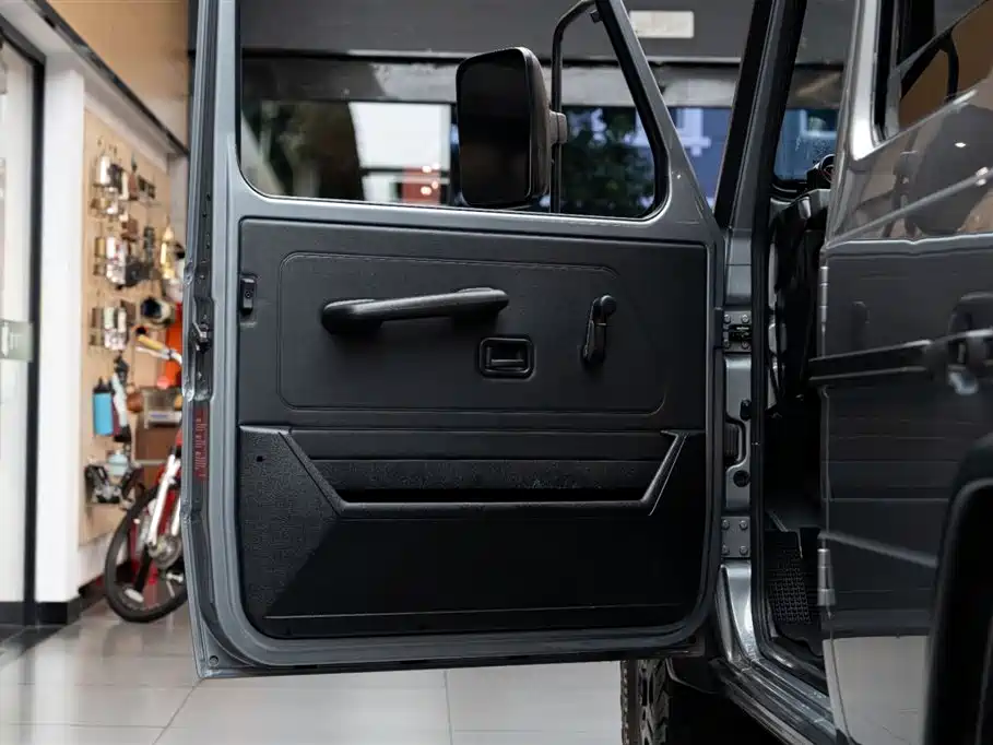 Mercedes-Benz G-Class 2019 — фото 12