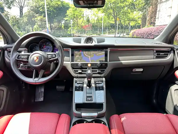 Porsche Macan 2022