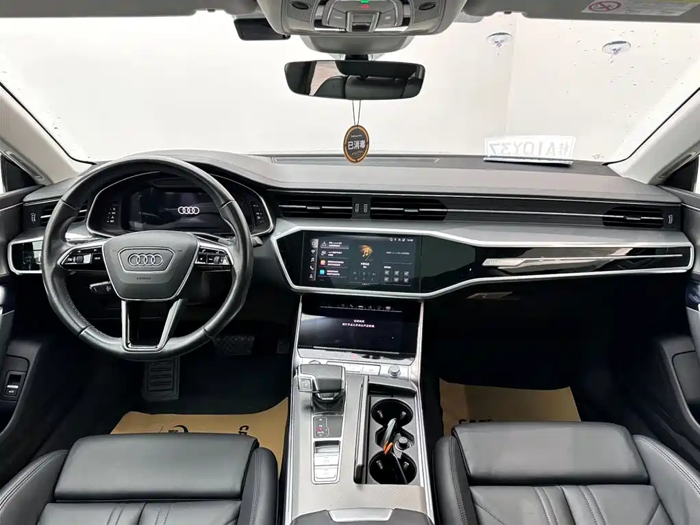 Audi A7 2023 — фото 10