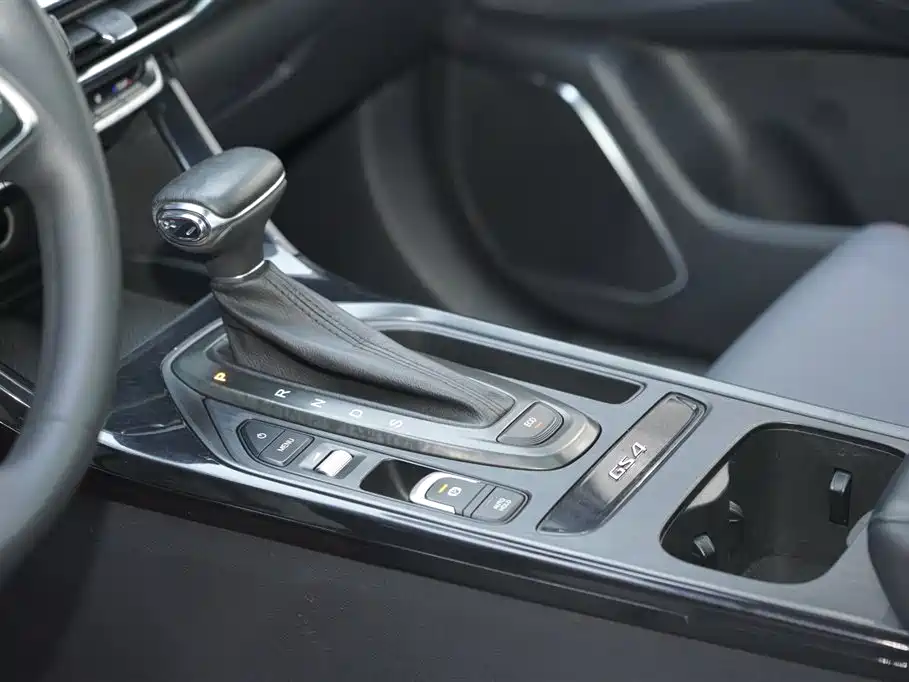 GAC Motor Trumpchi GS4 2020 — фото 15