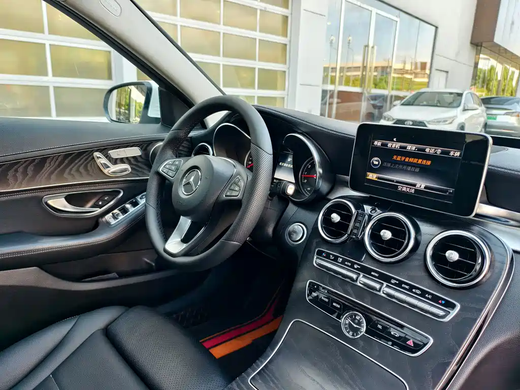 Mercedes-Benz C-Class 2016 — фото 26