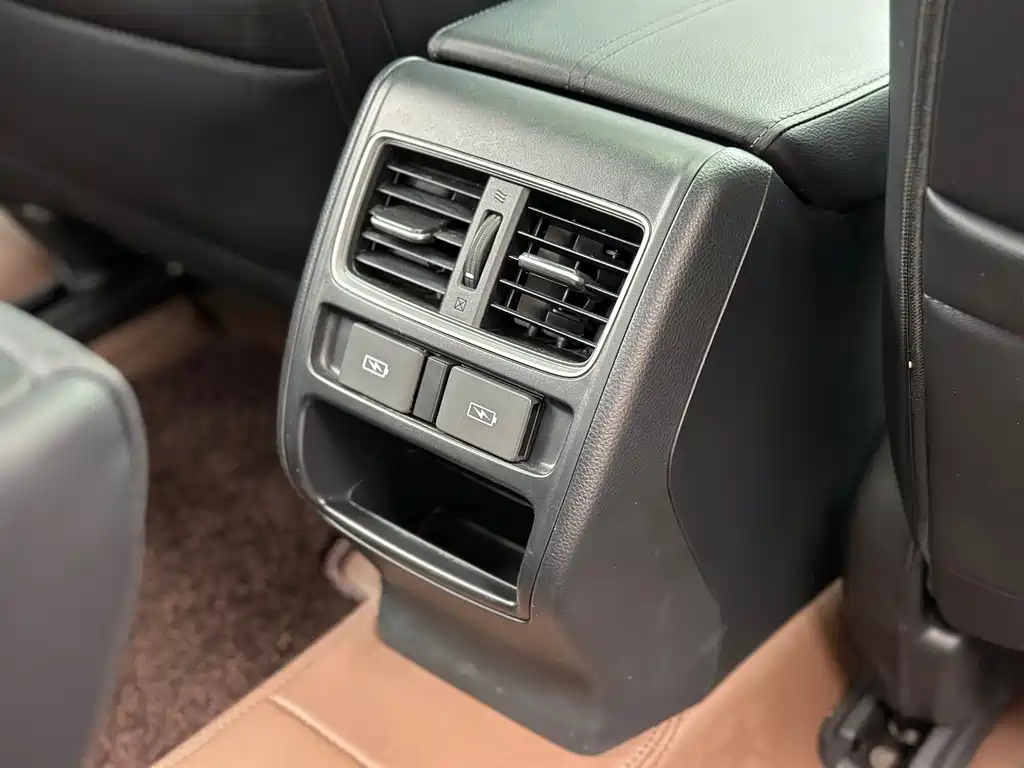 Honda Accord 2022 — фото 18