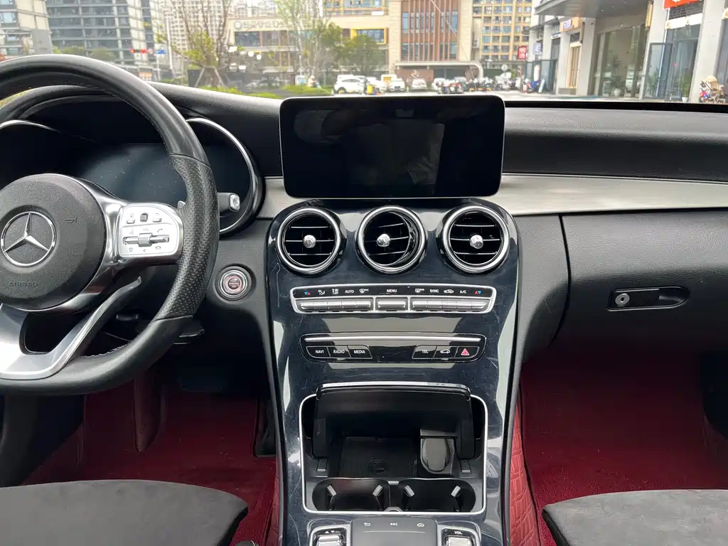 Mercedes-Benz C-Class 2019 — фото 13