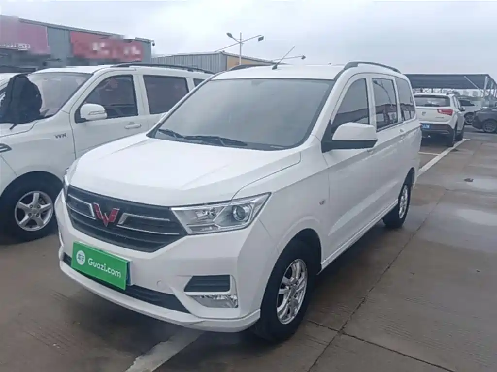 Wuling Hongguang 2023