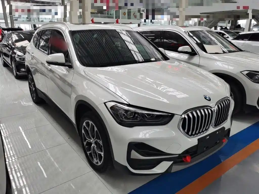 BMW X1 2022 — фото 4
