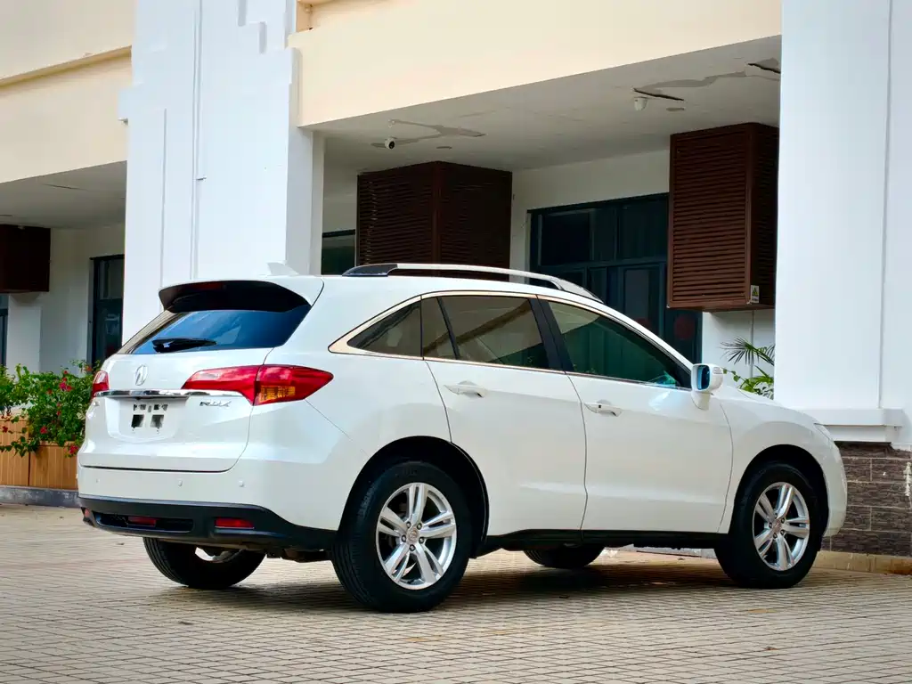 Acura RDX 2015 — фото 14