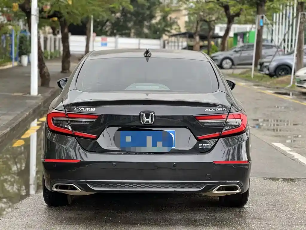 Honda Accord 2022 — фото 5