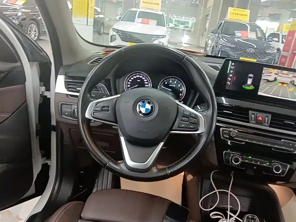 BMW X1 2021 — фото 11