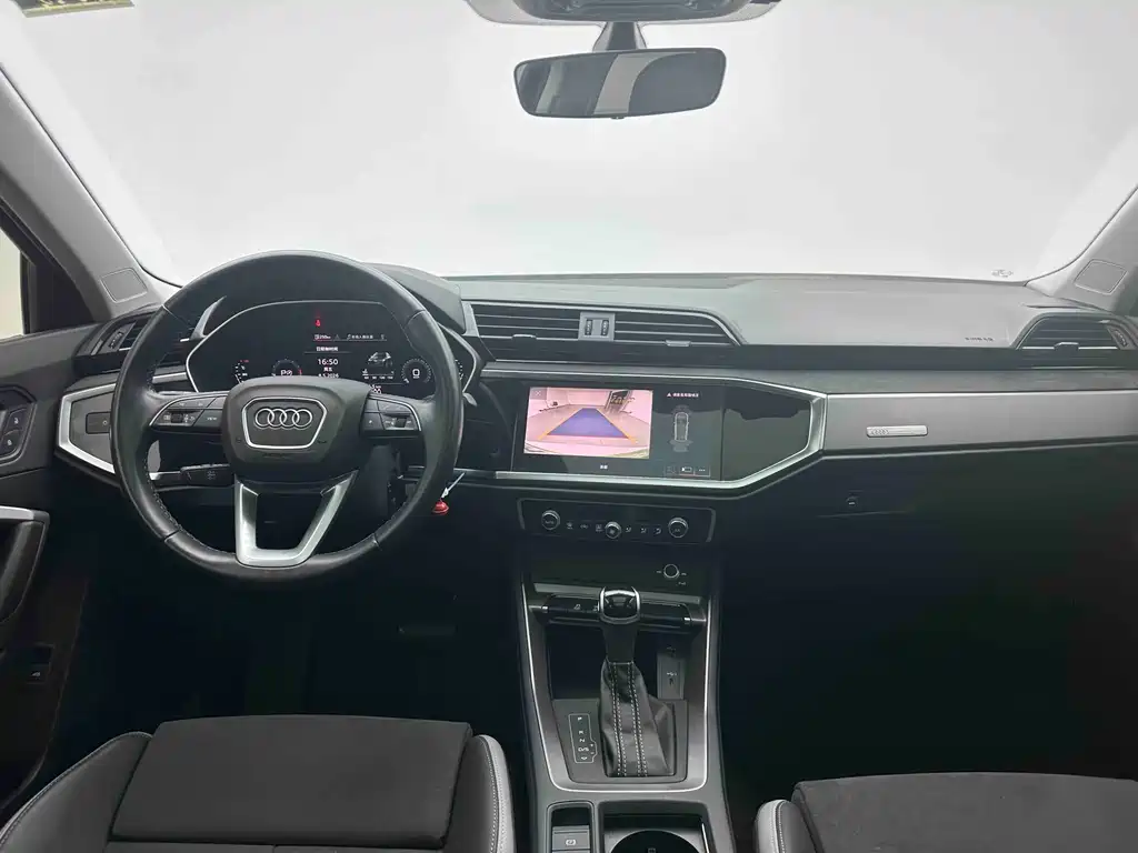 Audi Q3 2022 — фото 13