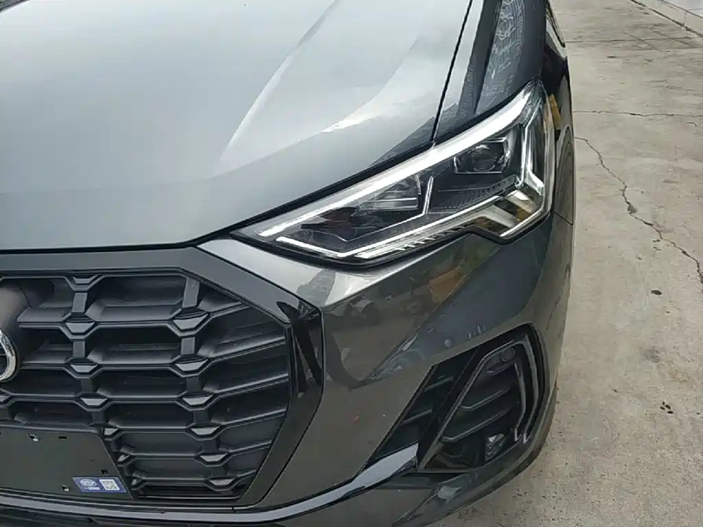 Audi Q3 2023 — фото 24
