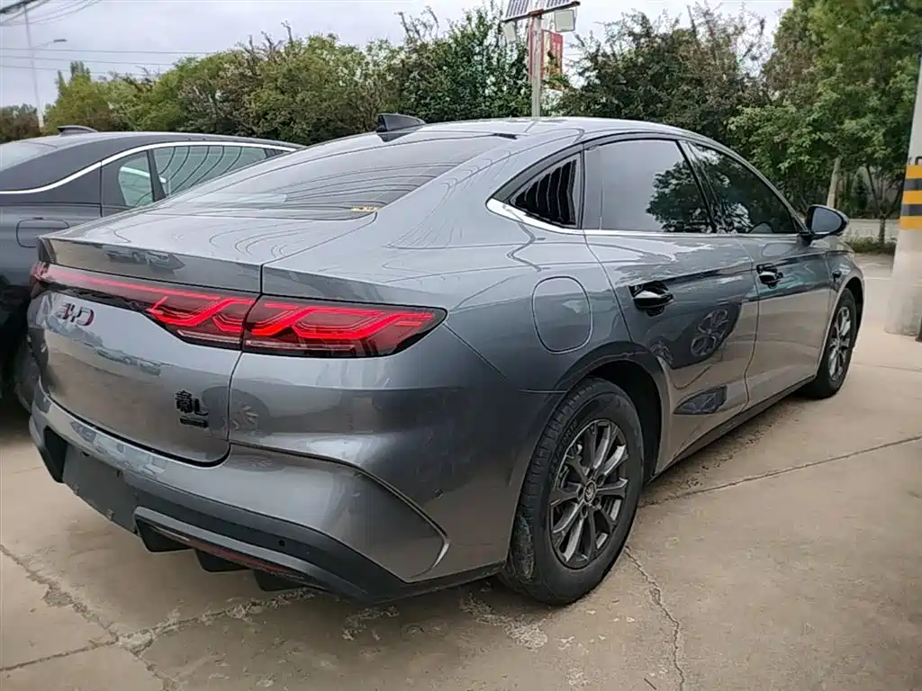 BYD Qin L 2025 — фото 7