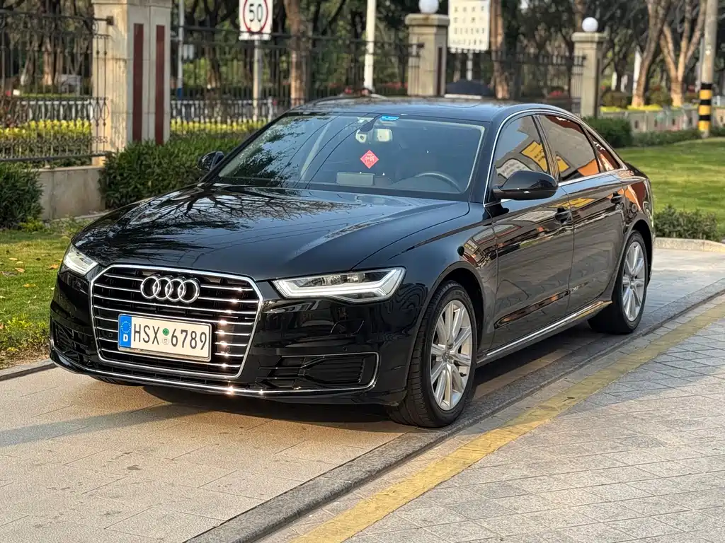 Audi A6L 2019 — фото 1