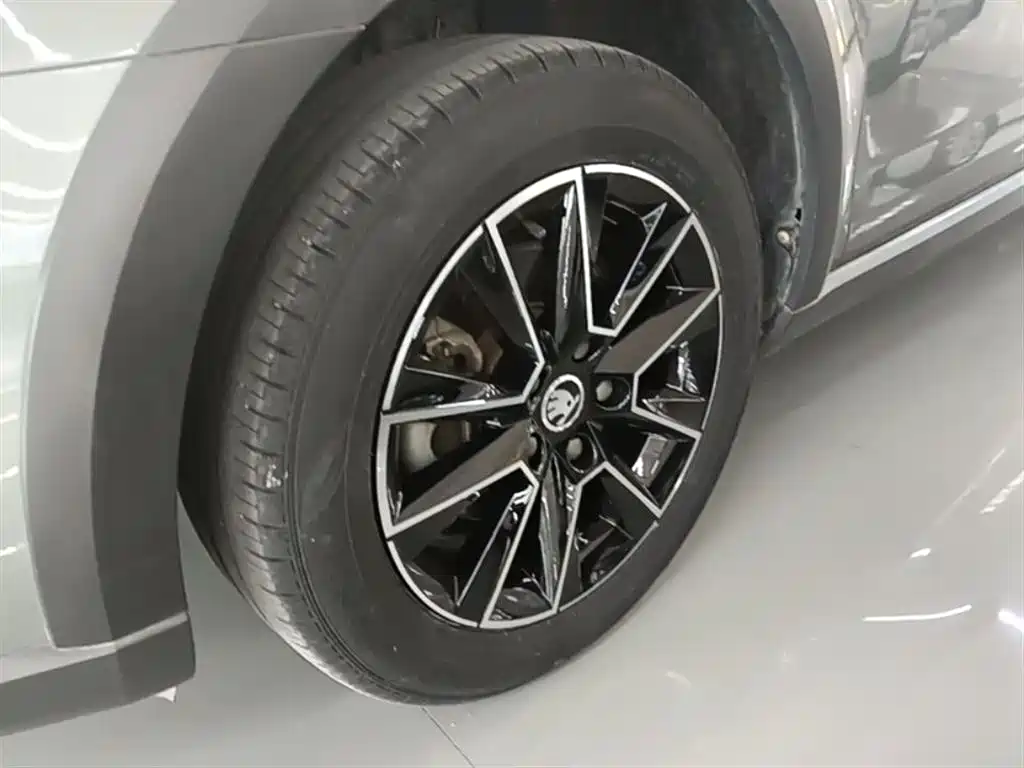 Skoda Octavia 2018 — фото 23