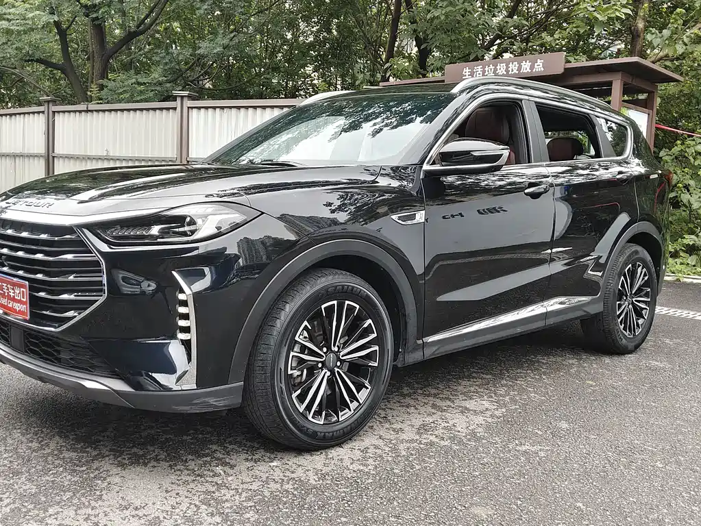 Jetour X70 PLUS 2022 — фото 1